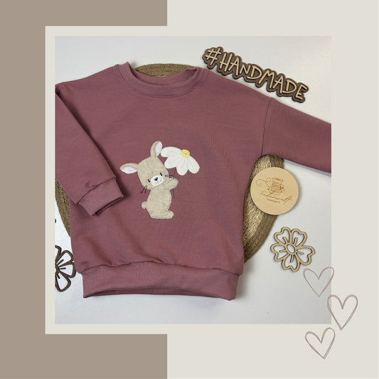 Sweater Hase mit Blume